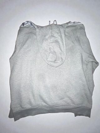 Sudadera Nike Gris con Logo y Tiras