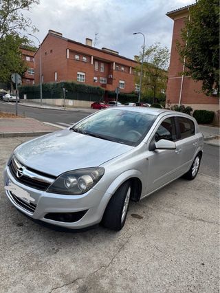 Opel Astra 1.7