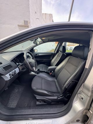Opel Astra 1.7
