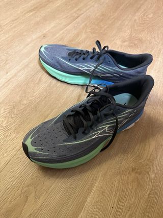 Mizuno Wave Skyrise 06 Zapatillas Correr talla 44
