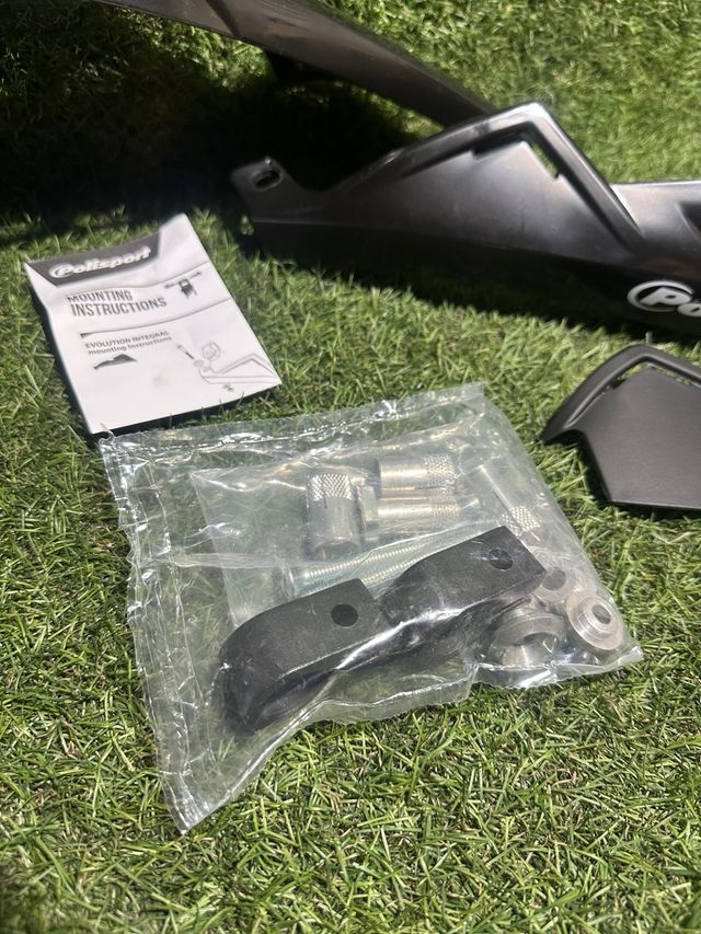 Cubremanos Polisport Negro