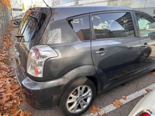 Toyota Verso 2009