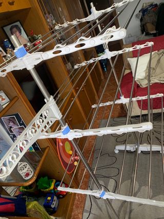 Tendedero Plegable Metálico y Plástico