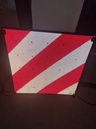 Placa señalizacion V20 magma