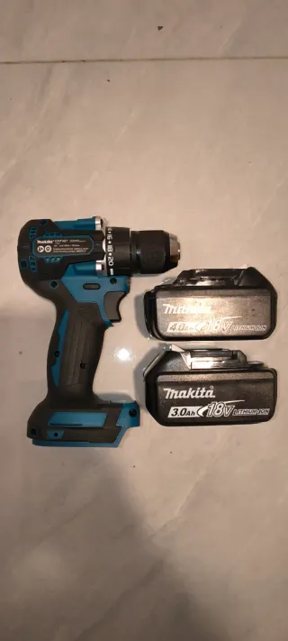 Taladro Percutor Makita DDF487 + 2 Baterías