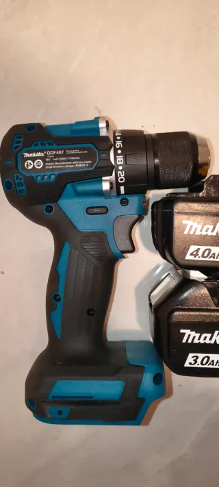 Taladro Percutor Makita DDF487 + 2 Baterías