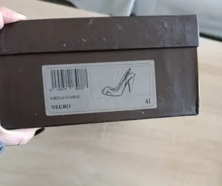 Sandalias Piel Bimba y Lola Talla 41