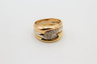 Anillo De Oro Combinado De 18K.. Ref: 003-01-02520