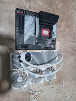 Placa Base MSI y Refrigeración Líquida