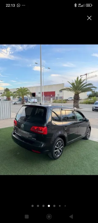 Volkswagen Touran 2012