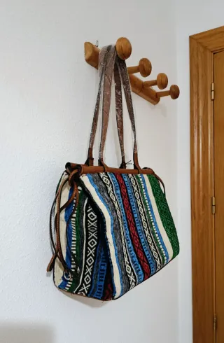 Bolso Parfois étnico + Neceser