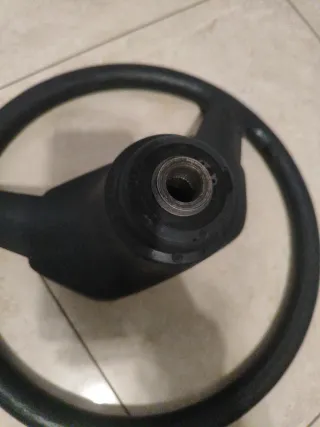 Volante Peugeot 205 T16