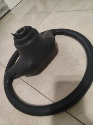 Volante Peugeot 205 T16