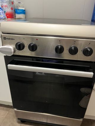 Cocina Meireles E541X con horno