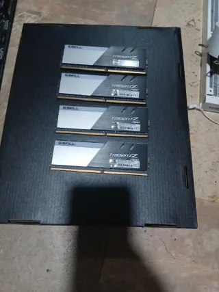 4 Memorias RAM G.Skill Trident Z