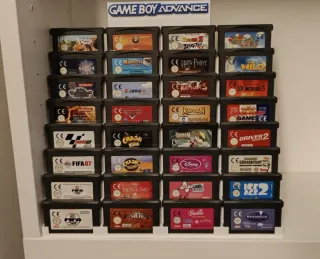 Soporte para 32 juegos Gameboy Advance