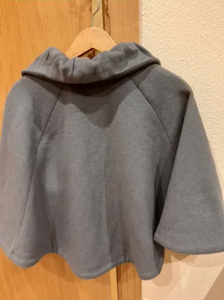 Capa Niña Neck & Neck Gris
