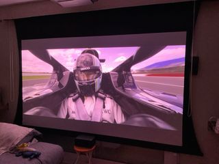 Pantalla para Proyector de  114” Cine en casa