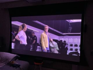 Pantalla para Proyector de  114” Cine en casa