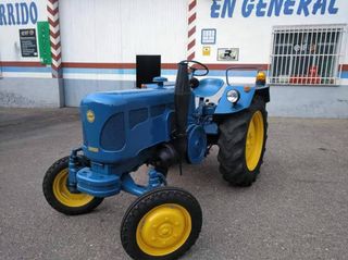 Tractor Lanz 28cv azul coleccionista