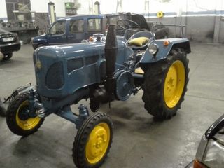Tractor Lanz 28cv azul coleccionista