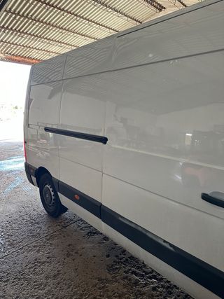Furgoneta Renault máster