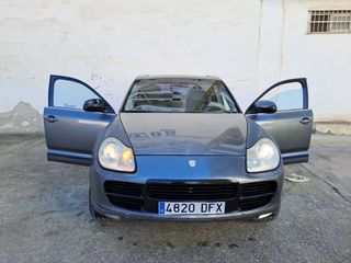 Porsche Cayenne 2004