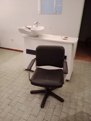 2 Sillas de Peluquería Negras