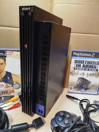 Consola PlayStation 2 Negra + 5 Juegos