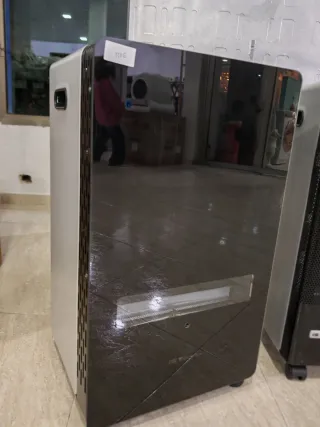 Estufa de gas cristal negra y blanca