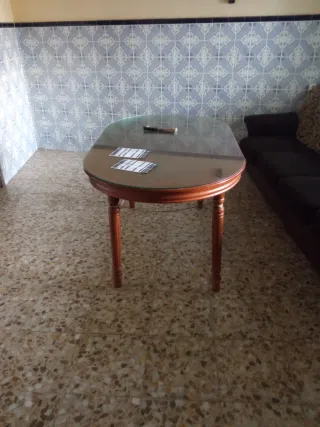 Mesa de comedor madera y cristal