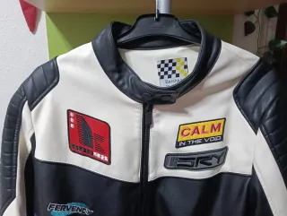 Chaqueta estilo motero