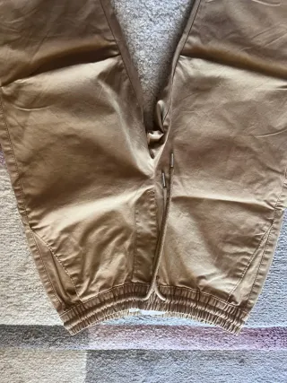 Pantalón niño beige