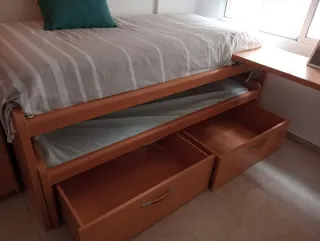 Conjunto habitación infantil madera