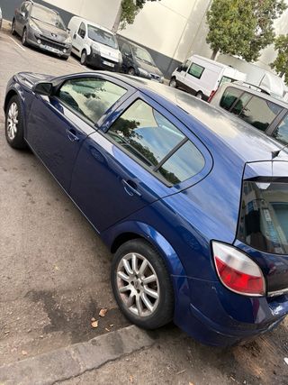 Opel Astra 2005