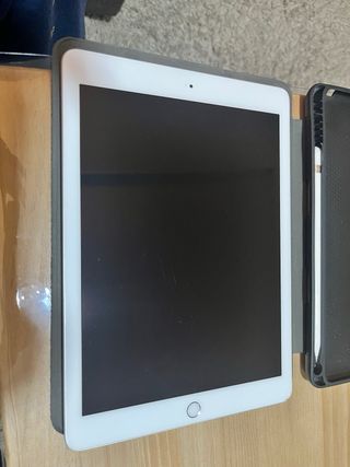 iPad 6ª Gen 9.7 32GB Plata