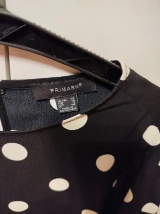 Blusa negra lunares blancos Talla M
