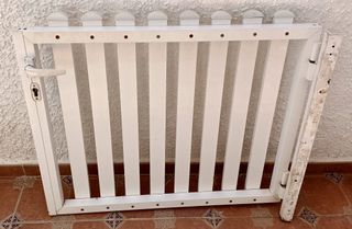 Puertas de aluminio blancas