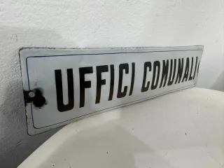 Insegna smaltata UFFICI COMUNALI anni '30