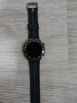 Huawei Watch Ultimate. Sin caja. Con su cargador.