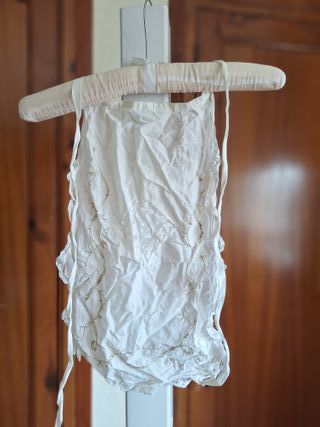 Manteleta y delantal fallera bordado