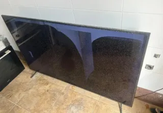 Patas TV Hitachi 65HK5100