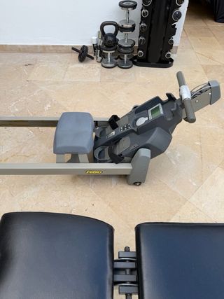 Máquina de remo gimnasio buen estado