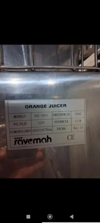 Exprimidor de naranjas Savemah profesional