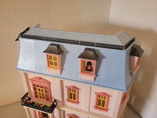 RESERVADO-------------Casa de muñecas de Playmobil