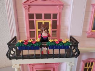 RESERVADO-------------Casa de muñecas de Playmobil