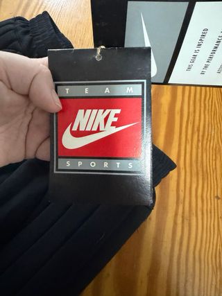 Bermuda portero Nike negra