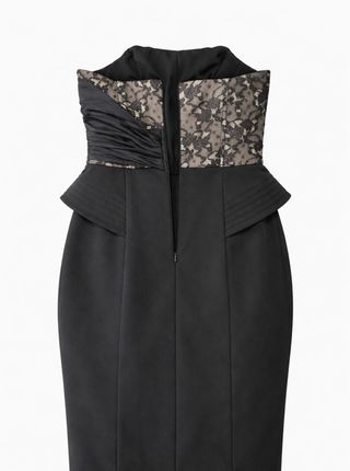 Vestido Negro palabra de honor muy entallado