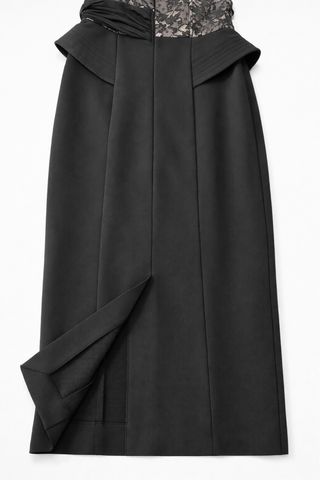 Vestido Negro palabra de honor muy entallado