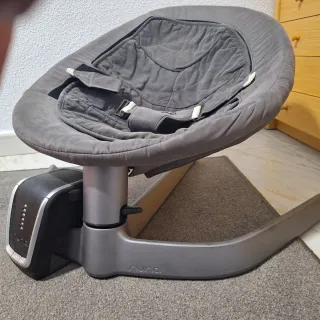 Mecedora de bebé Nuna gris